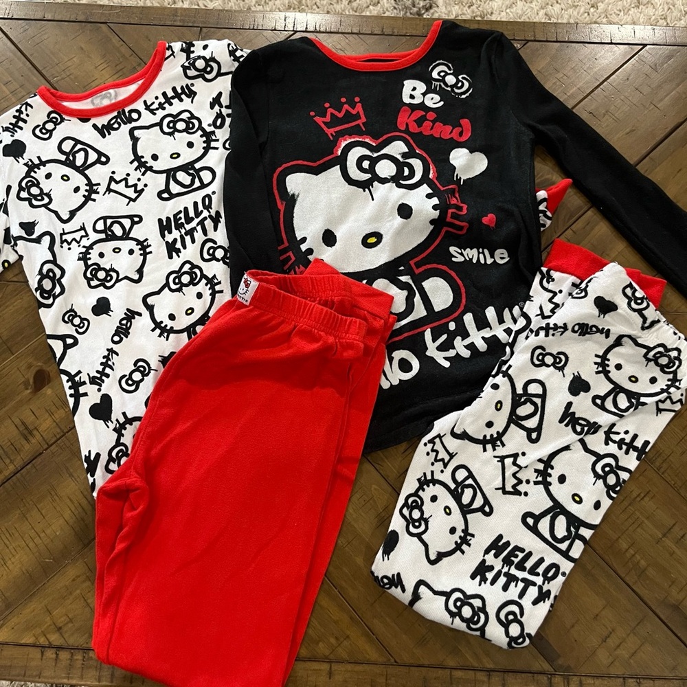 Hello Kitty by Sanrio Girls Pajama Sets
